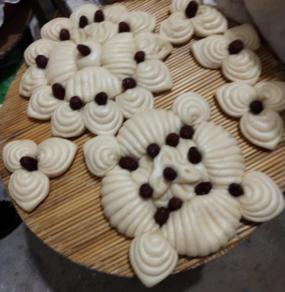 妈妈的味道~新年枣花 还记得80后的我们小时候的年味特别浓,过年前几