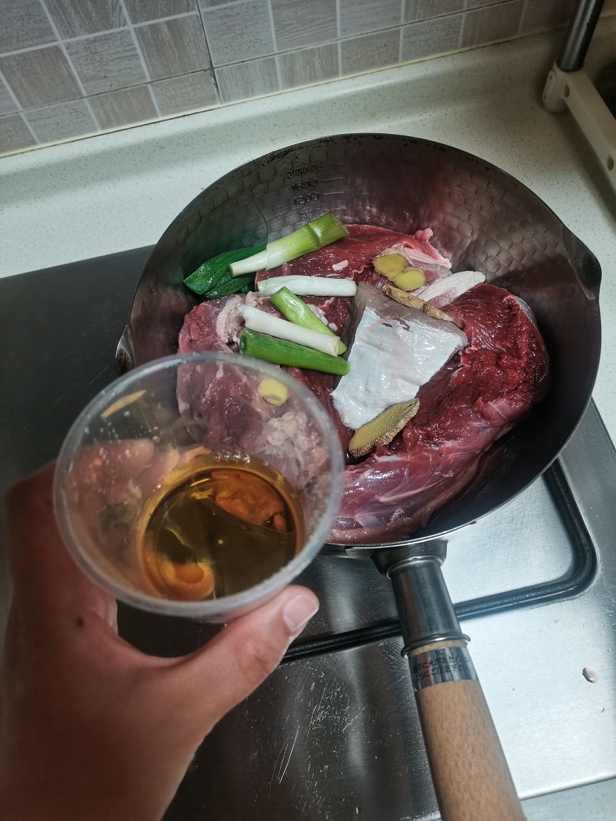 超好吃，超详细，高压锅版酱牛肉的做法 步骤4