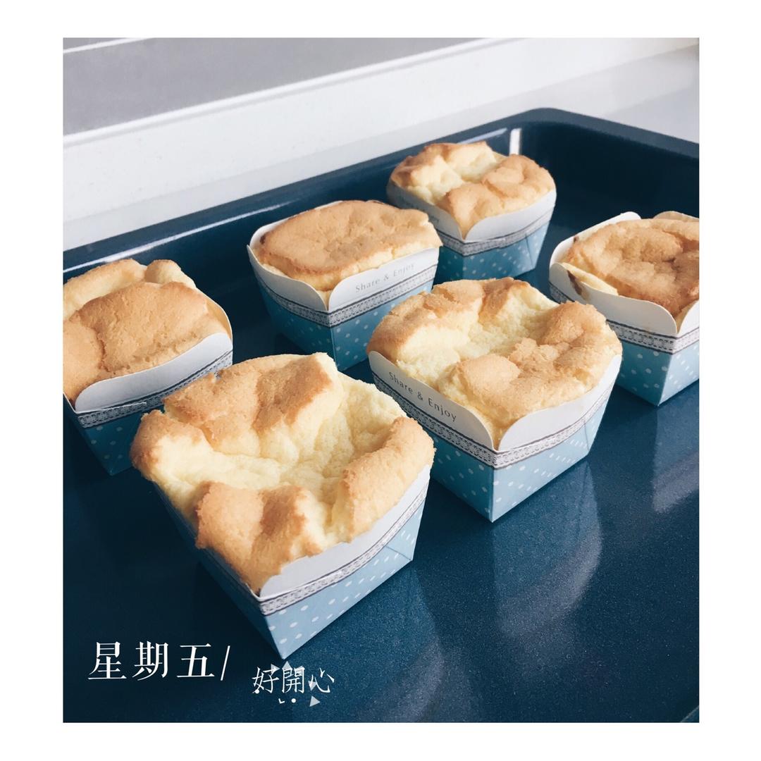 棉花纸杯蛋糕