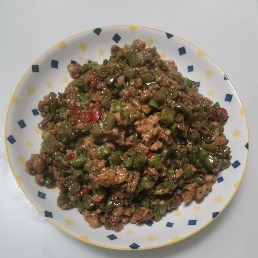 超简单的下饭菜🔥肉末豆角，好吃到流泪
