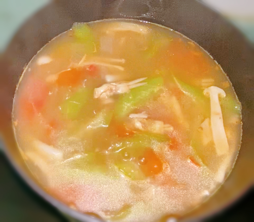 蛏子西红柿汤的做法