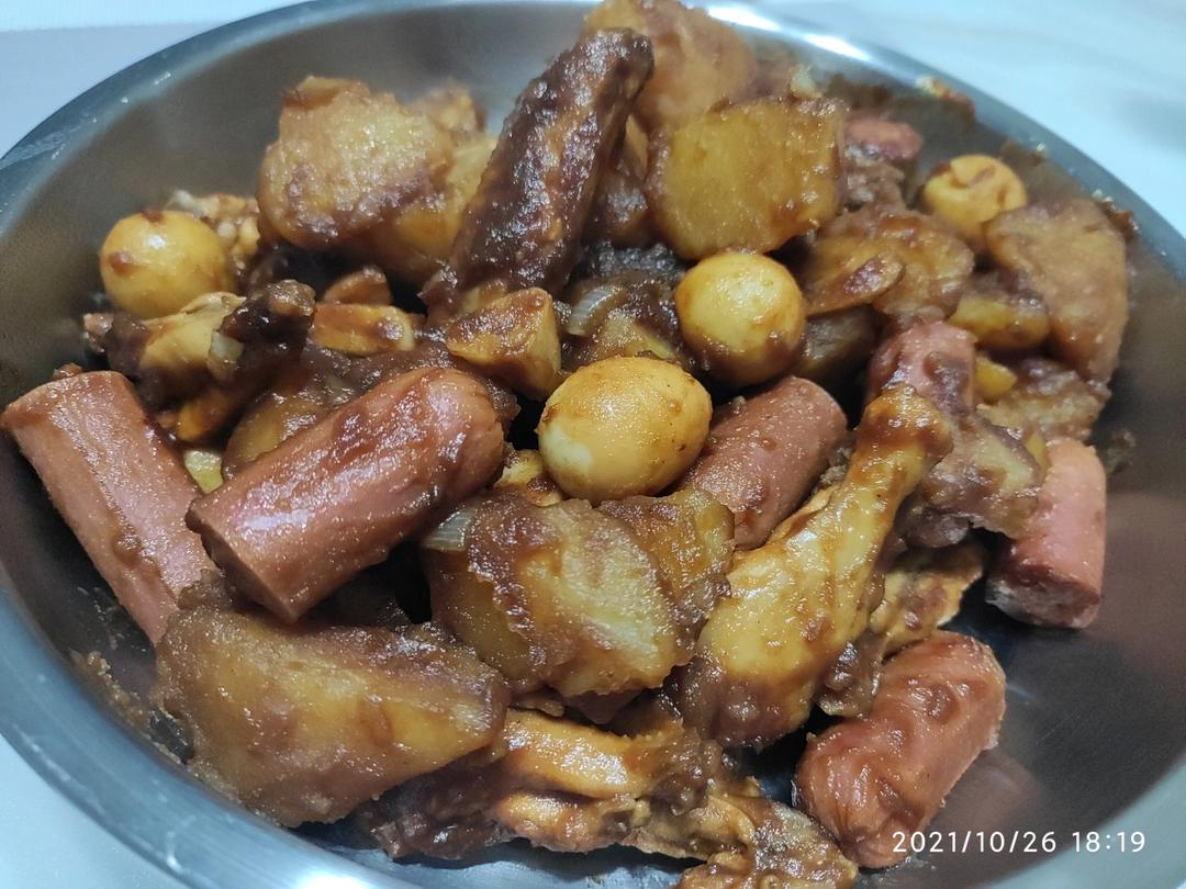 土豆焖鸡翅（甜面酱版）