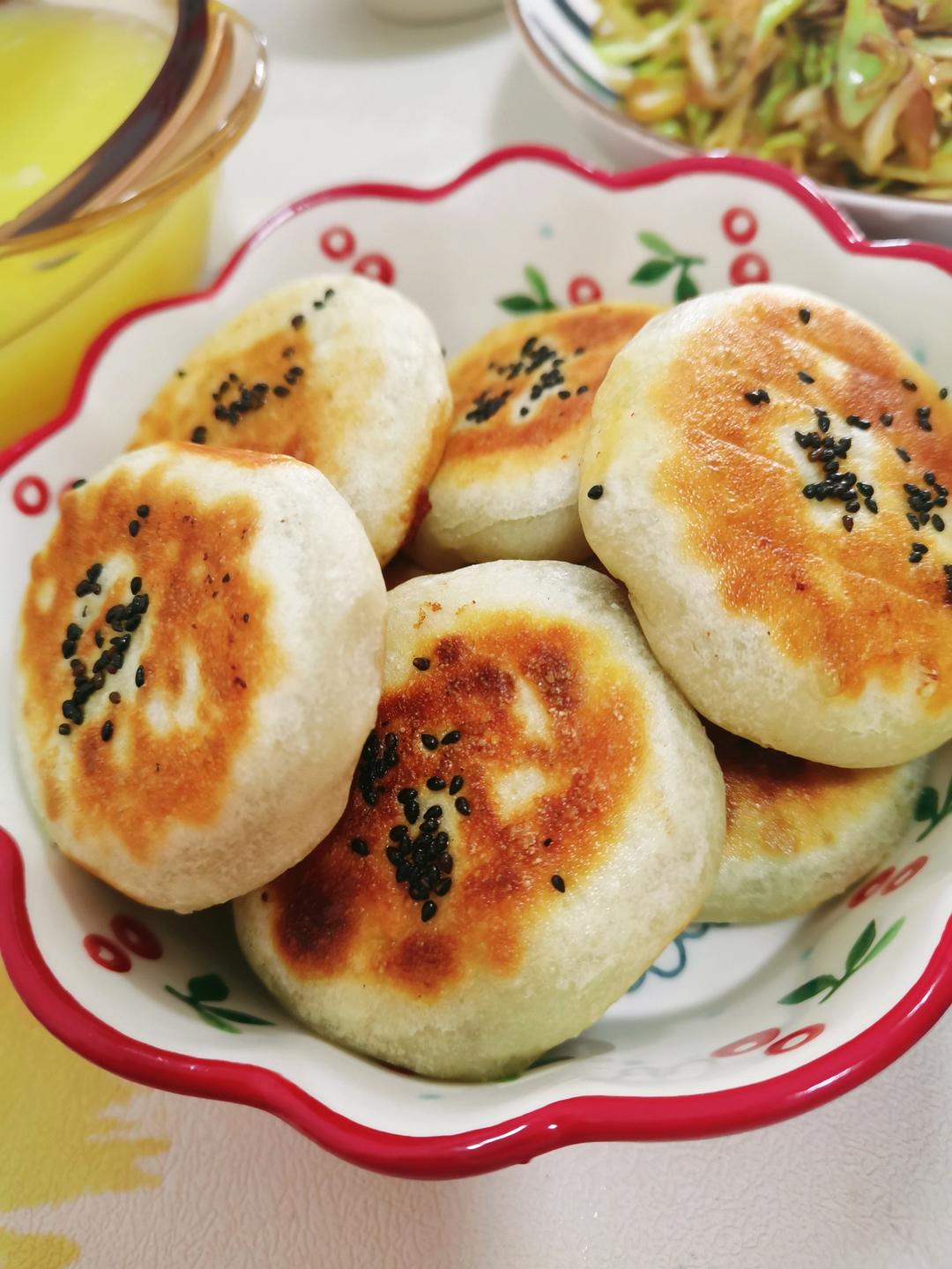 超好吃的烫面紫薯饼饼