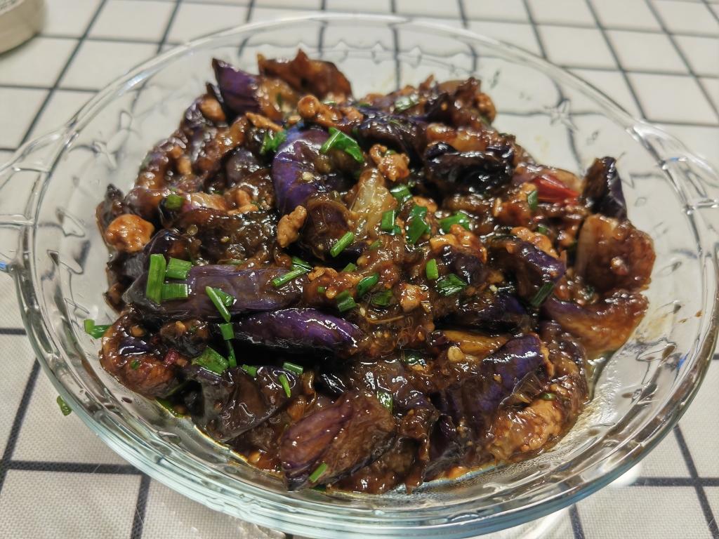 开胃下饭菜！巨简单的家常鱼香茄子煲
