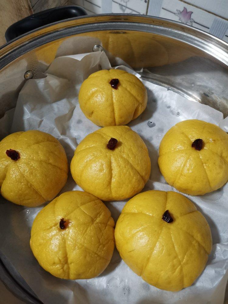 可以给宝宝当辅食的单纯版南瓜馒头，含玫瑰花、刺猬、南瓜造型馒头做法