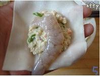 豆腐鲜虾春卷的做法 步骤5
