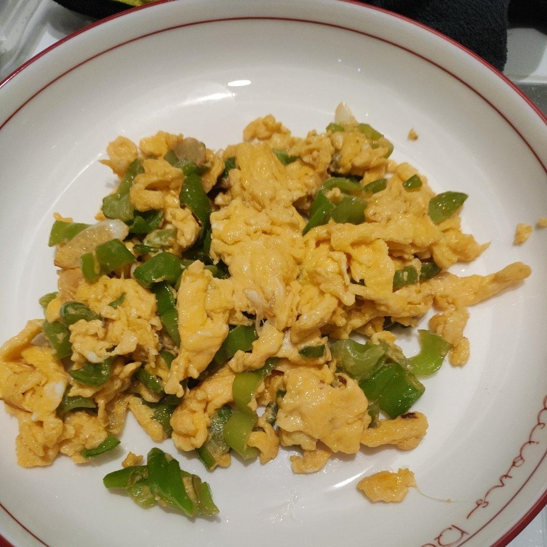 不一样的辣椒炒鸡蛋～下饭神器!