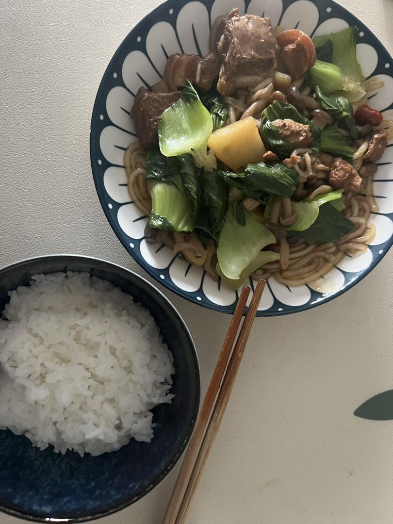 工作日午餐