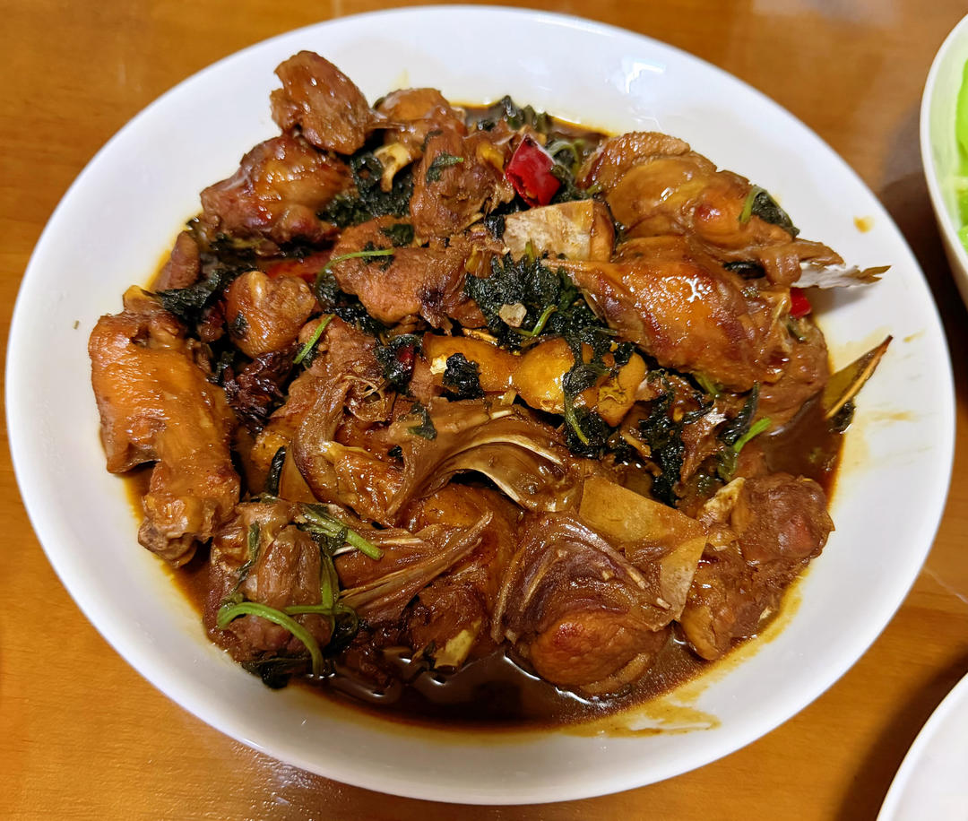 柱侯酱紫苏焖鸭