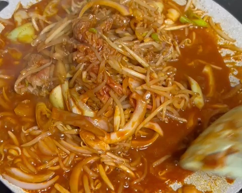 韩式豆芽肥牛锅的做法