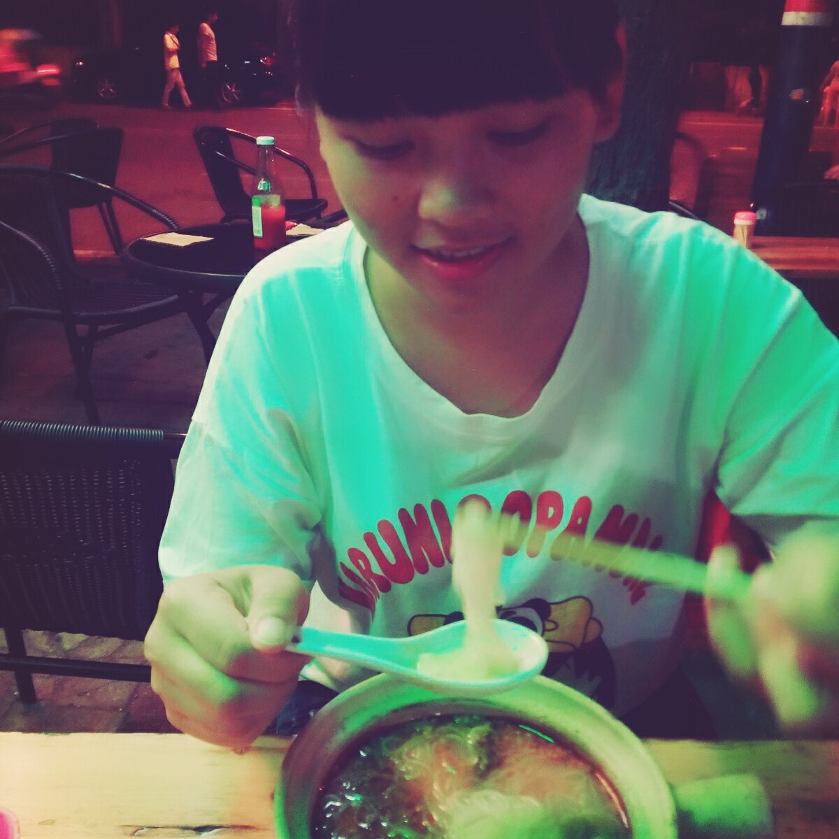 挑食的嘟嘟