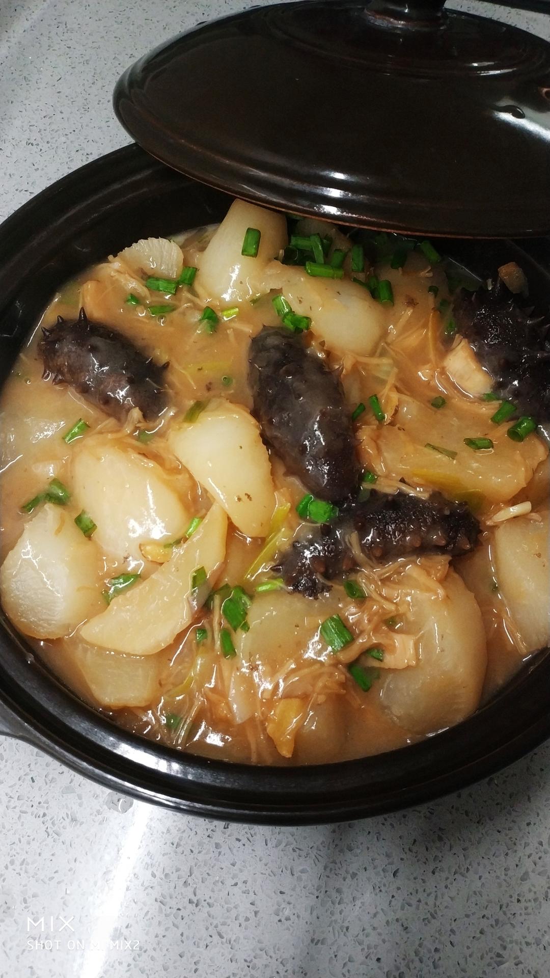 海参萝卜煲的做法