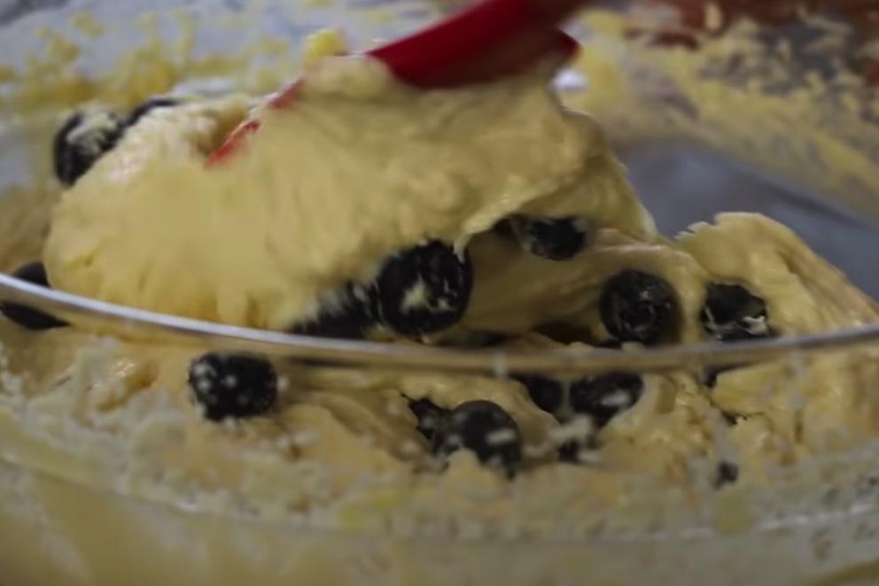 蓝莓柠檬蛋糕 / Blueberry Lemon Cake的做法 步骤6
