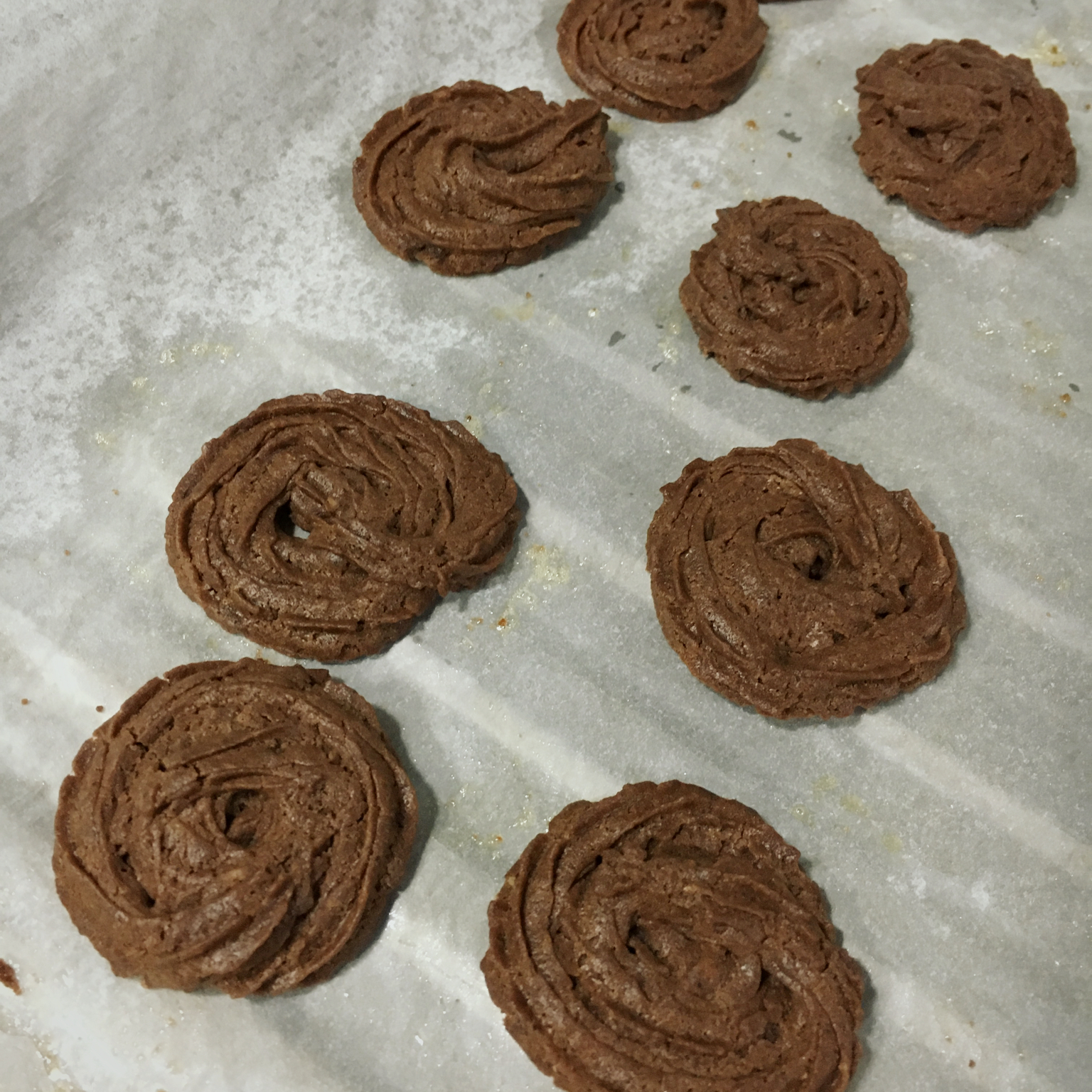 挤花毫无压力的巧克力曲奇