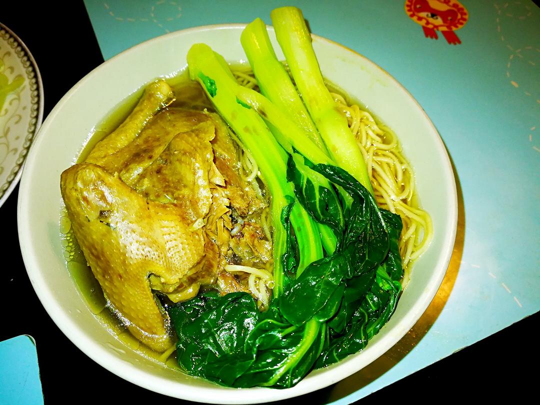 党参黄芪炖鸽子