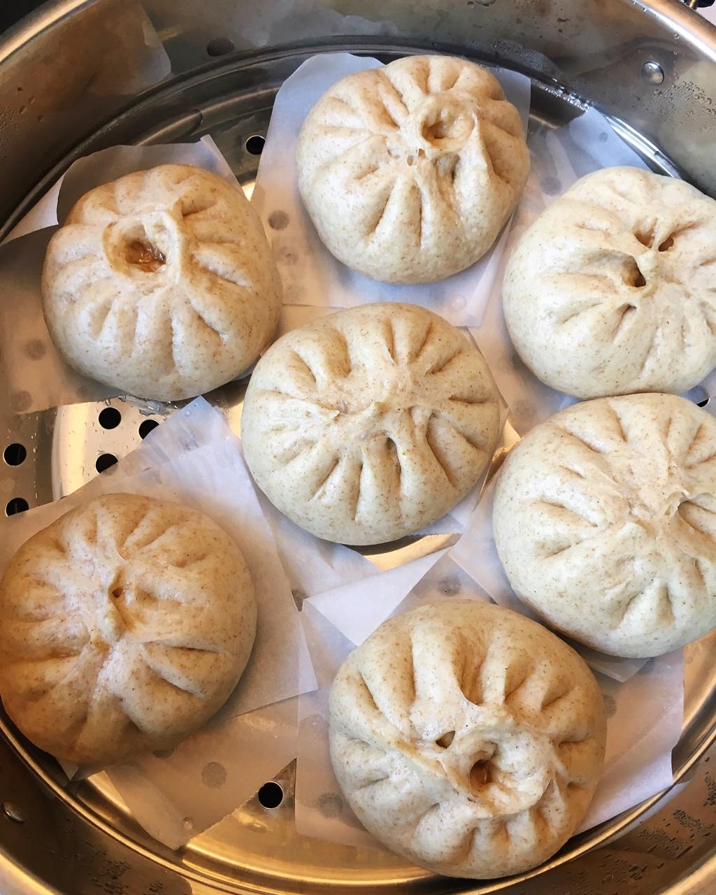 全麦葱香猪肉🐷包