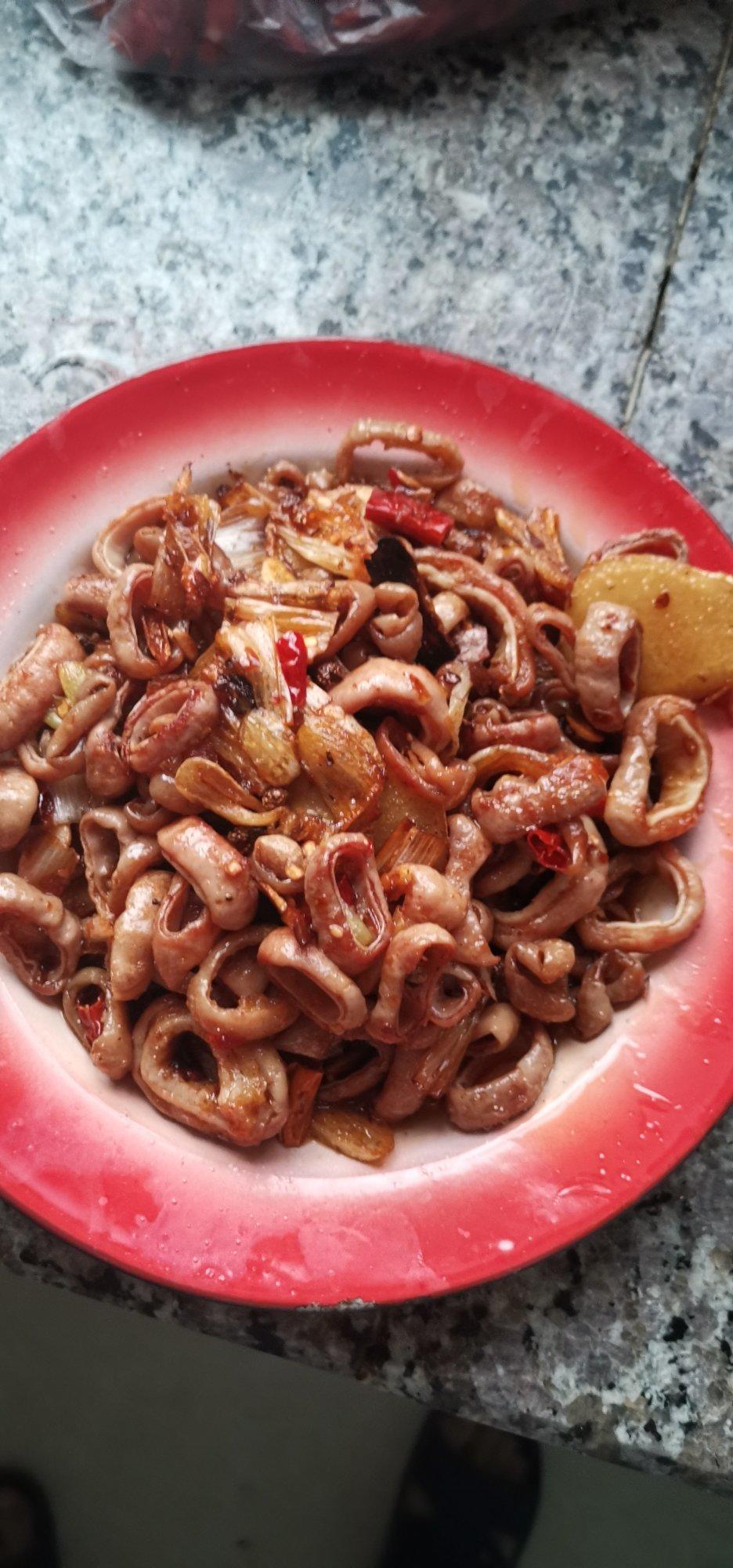 好吃到爆火爆肥肠