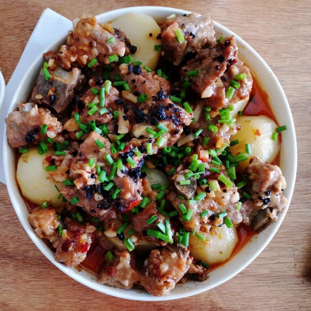 豉椒蒸土豆排骨