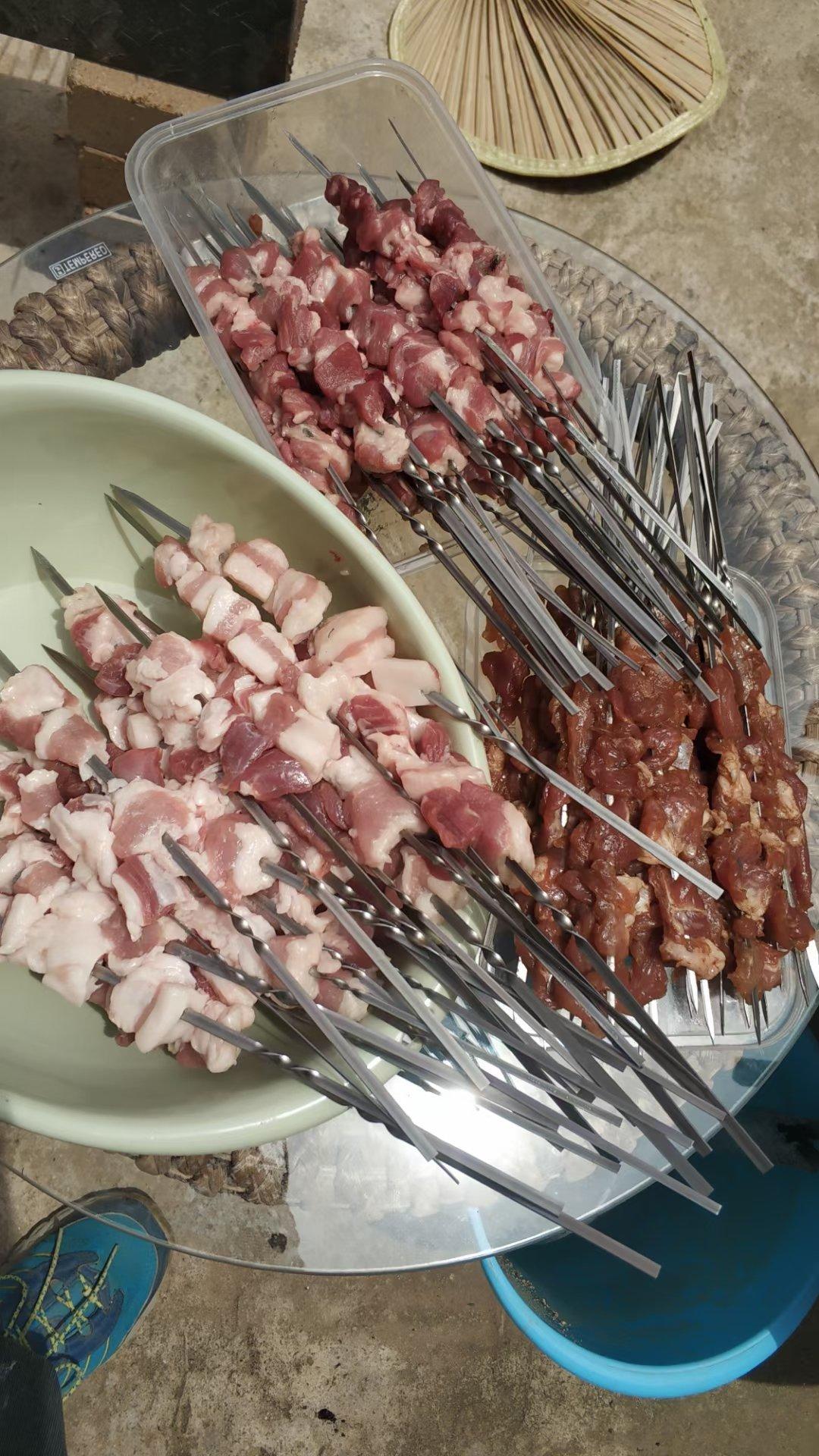 如何调理好吃的烧烤肉串