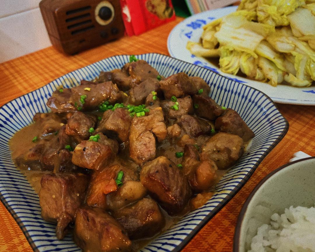 超简单下饭番茄牛肉粒的做法