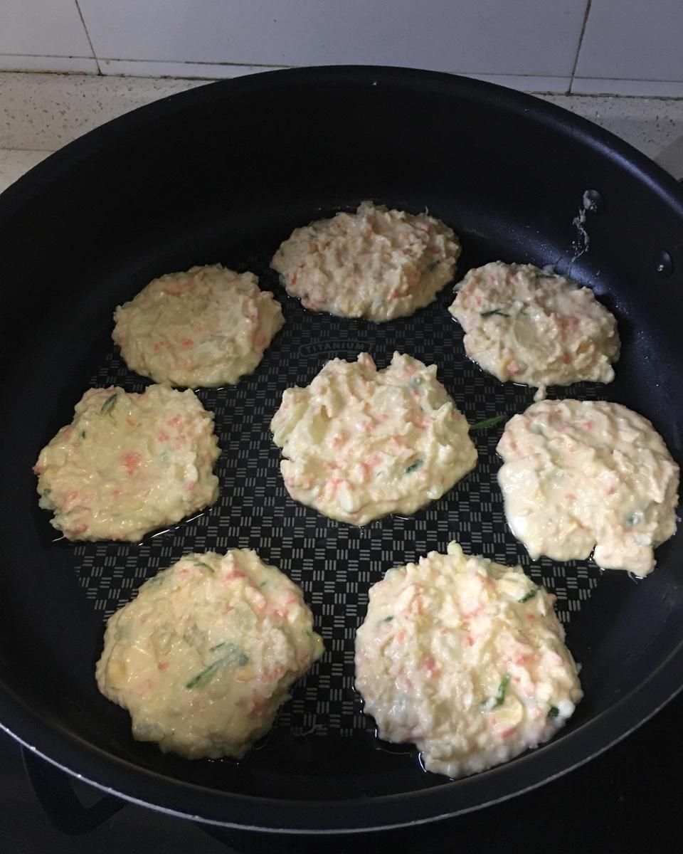 不加一滴水，外酥里嫩的香煎土豆饼❗️