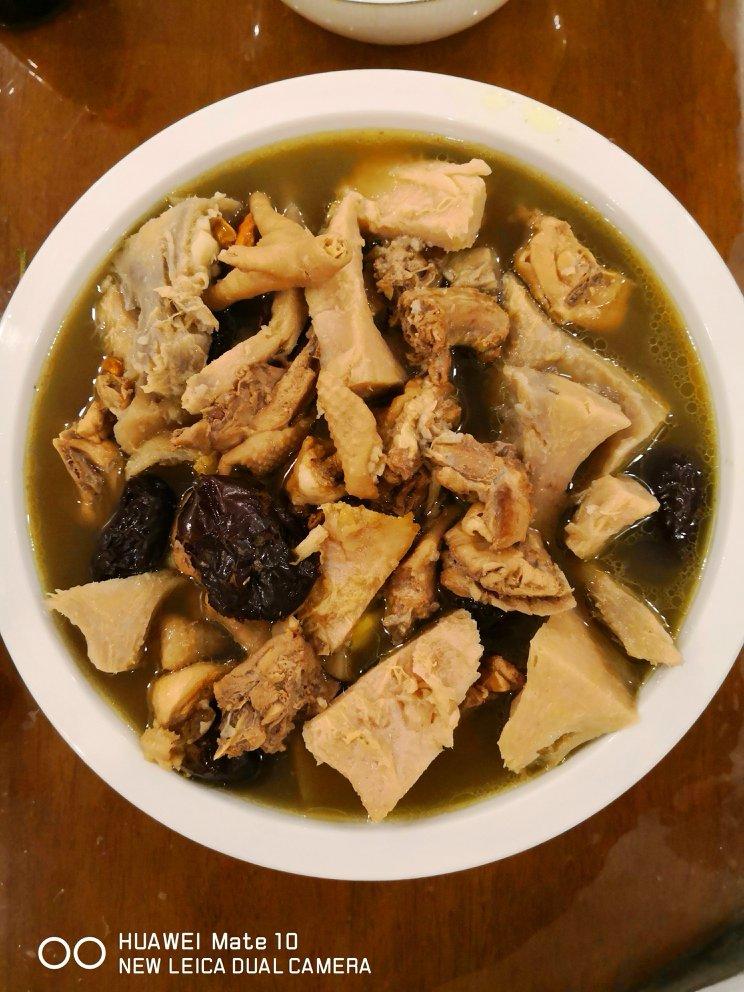 榴莲皮煲鸡汤
