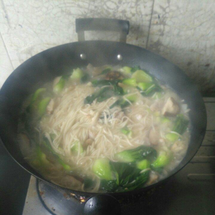 腊肉香菇煮伊面