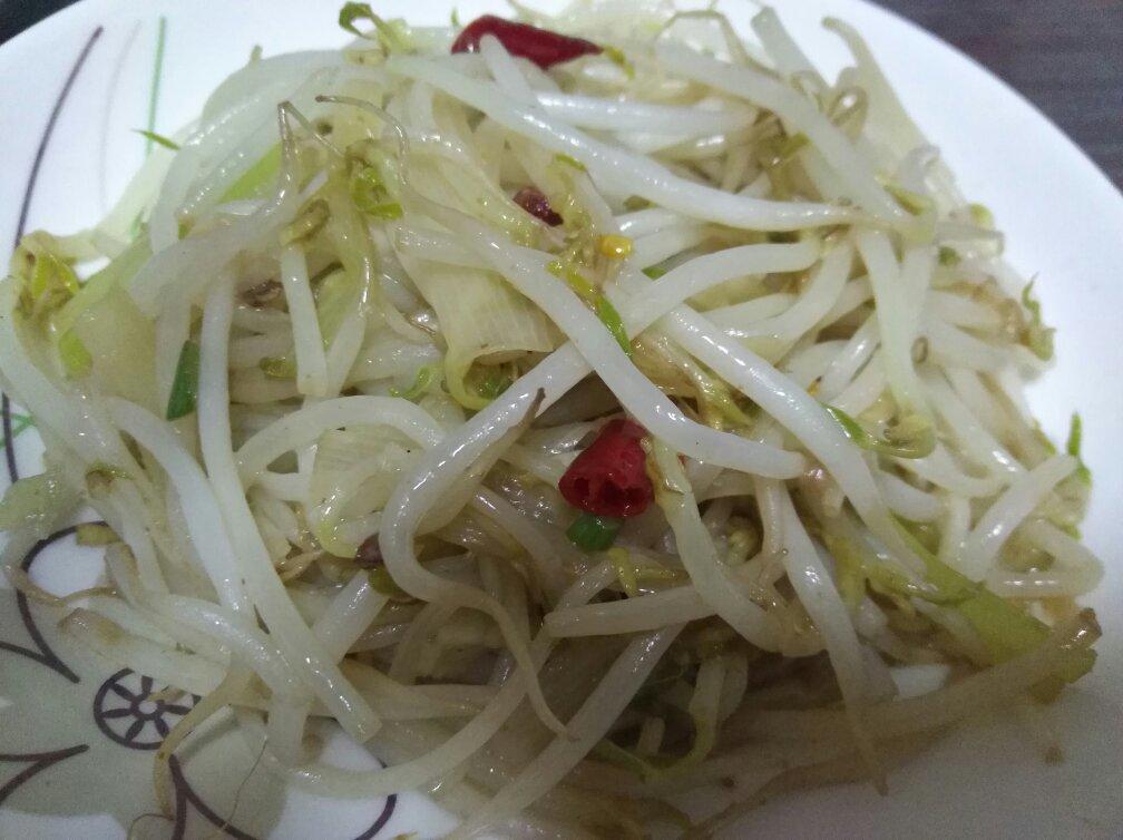 做过最好吃的一次.醋溜绿豆芽