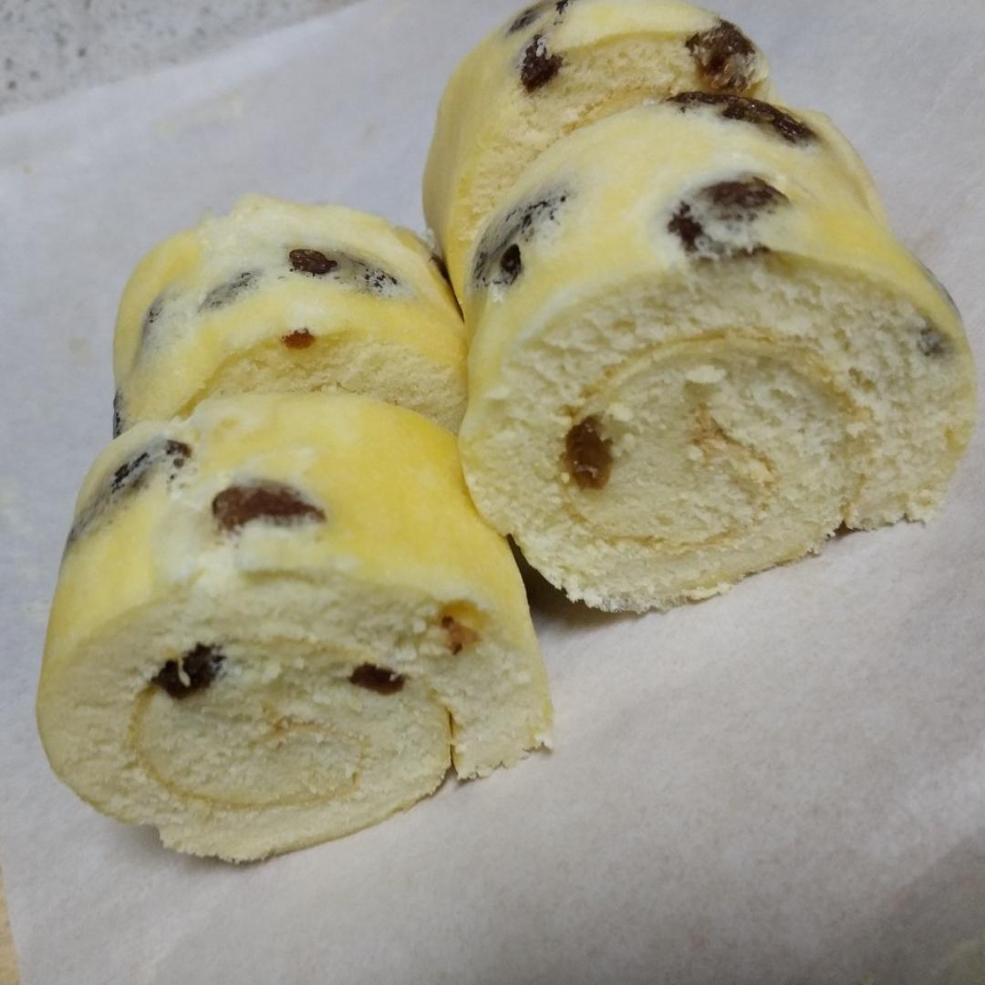 葡萄干蛋糕卷