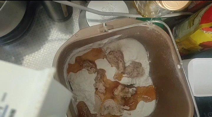 纯奶手撕吐司的做法 步骤1