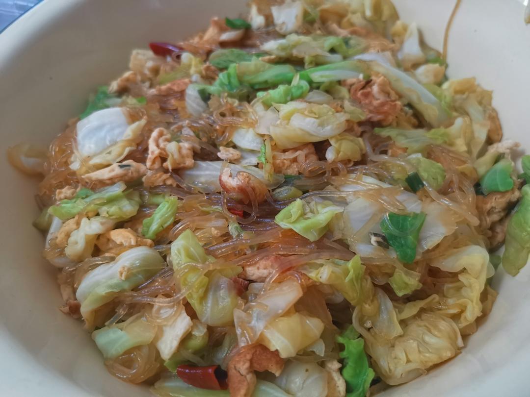 大学食堂的味道:包菜粉丝炒蛋