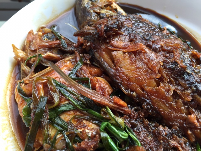 红烧鲫鱼
