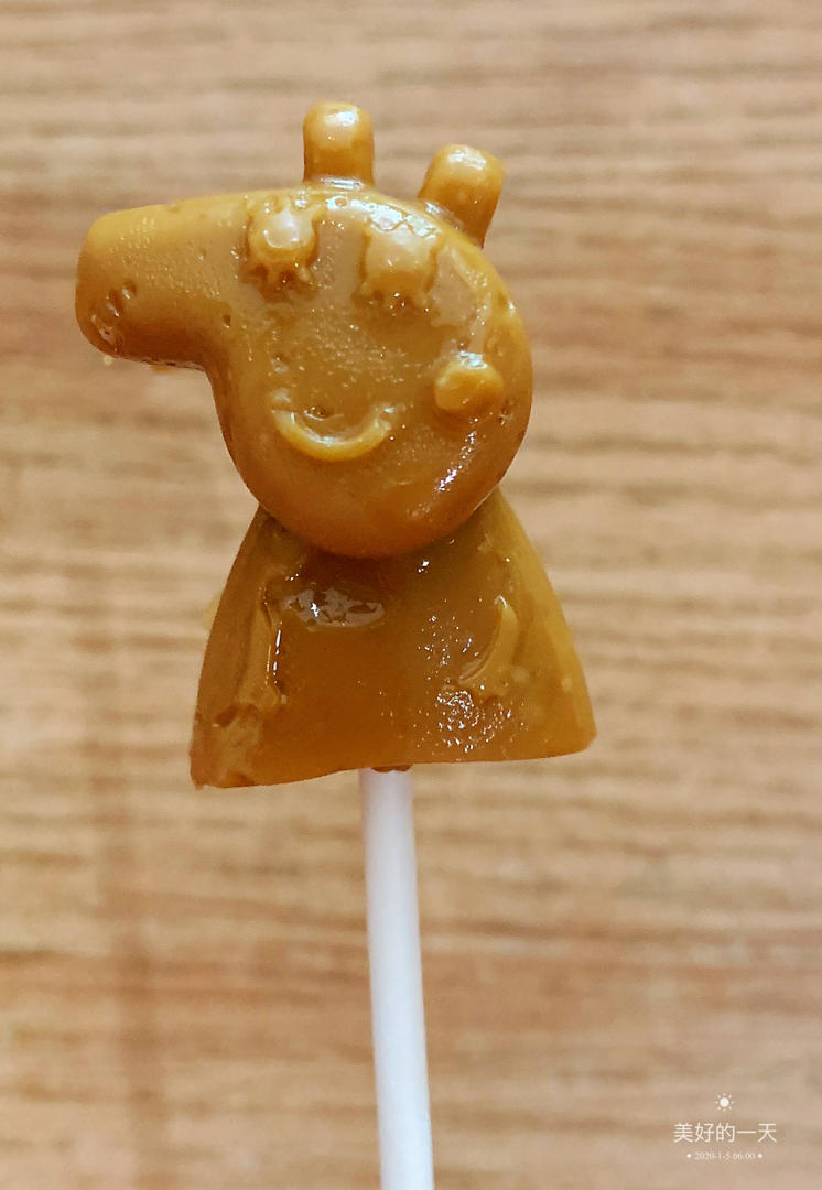 好吃到停不下来的海盐太妃棒棒糖