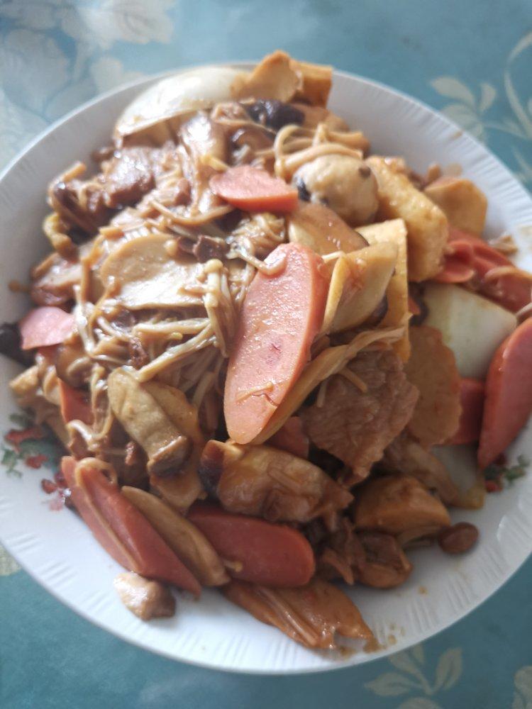 小四的酱香麻辣香锅