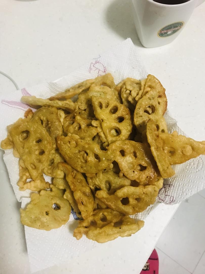 好吃到舔手指的椒盐藕片