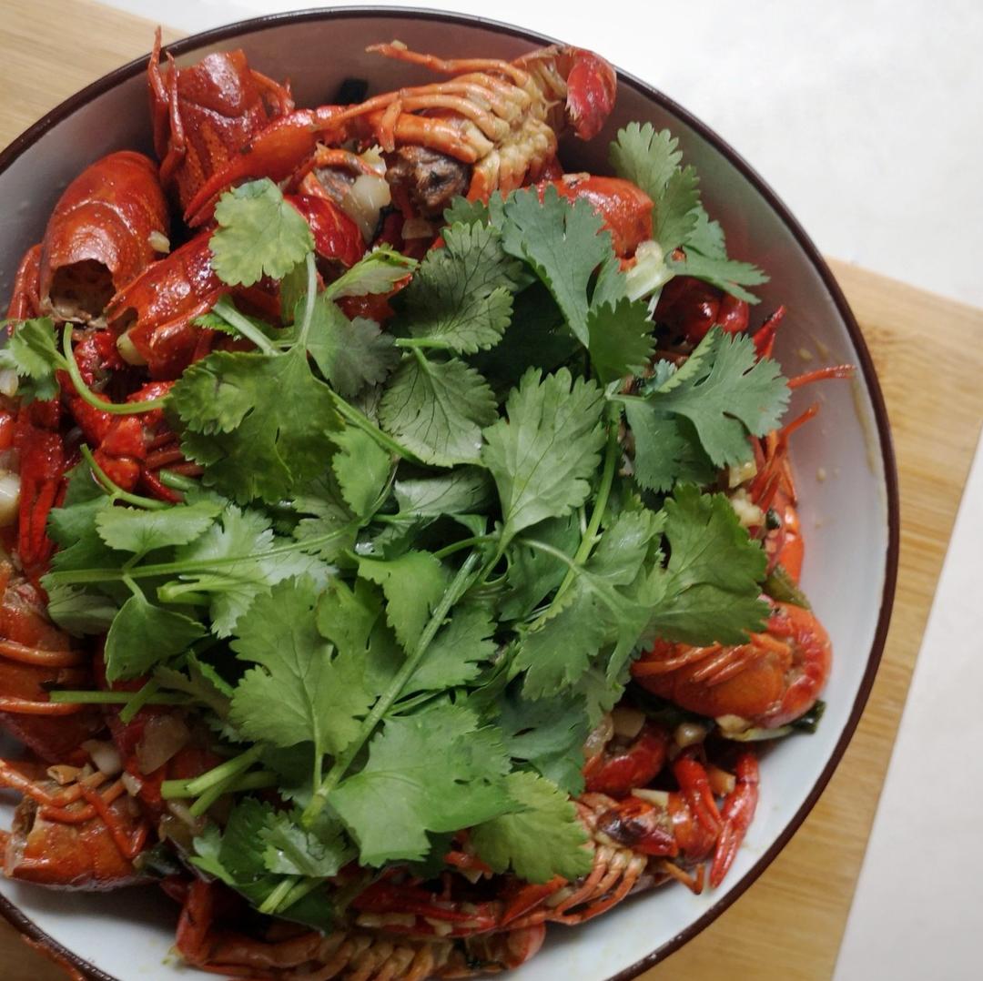 蒜香小龙虾 鲜啊！