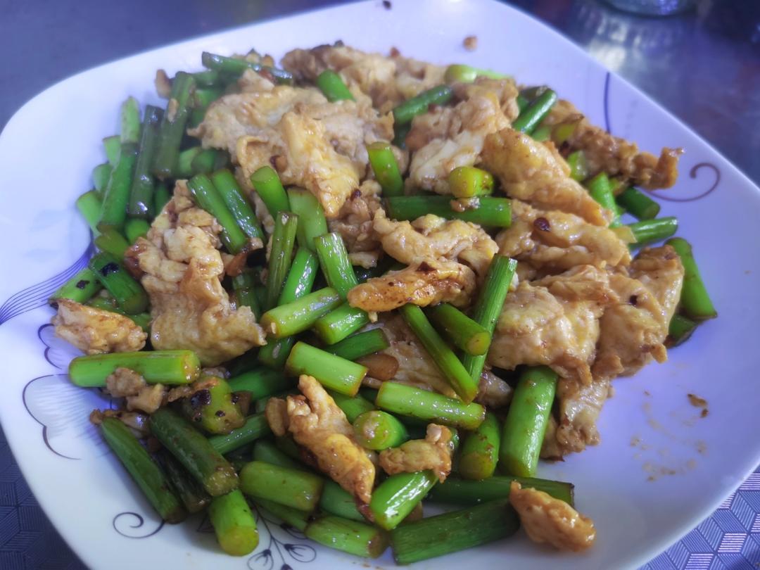 蒜薹炒鸡蛋