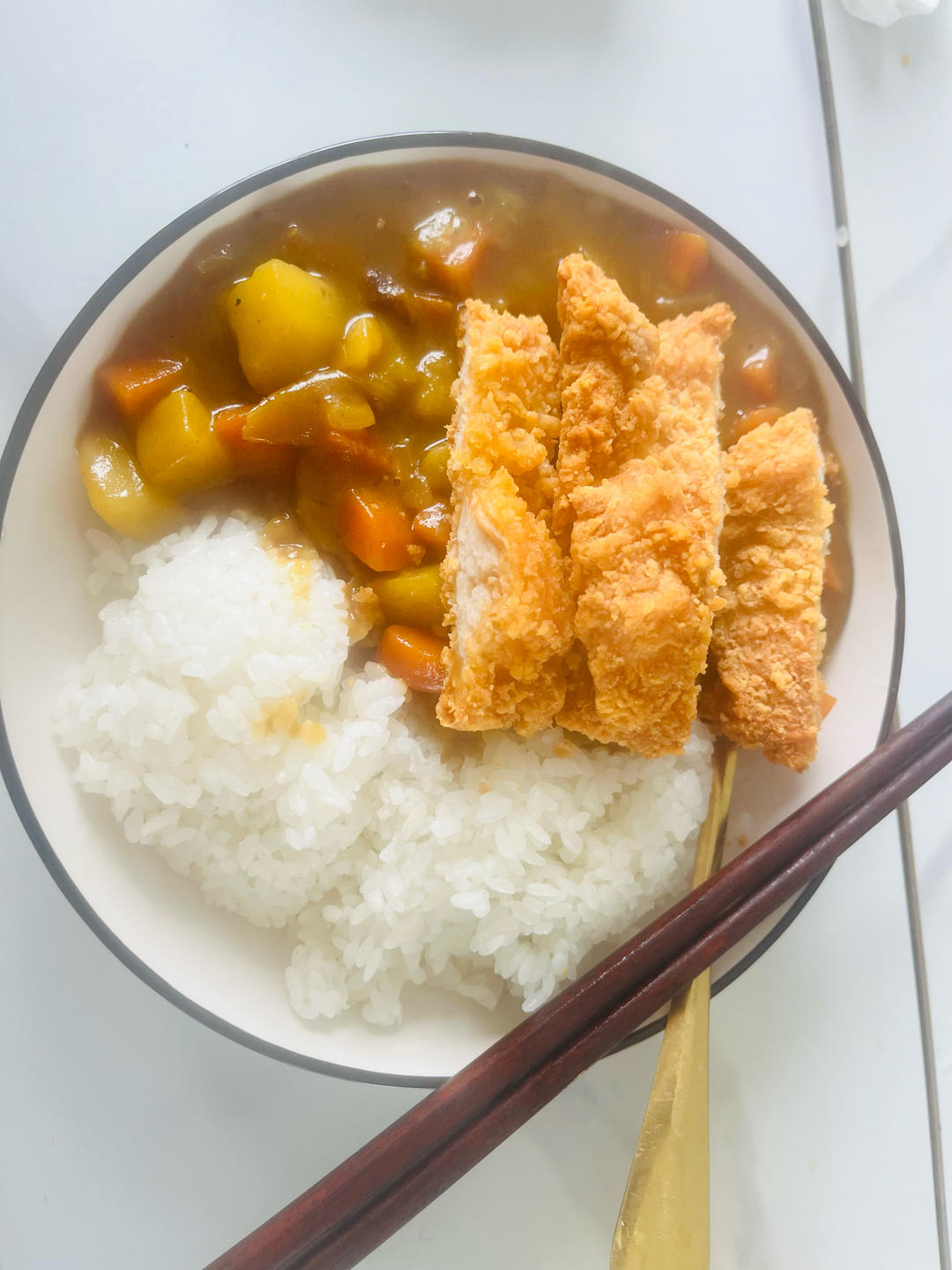 超简单的一顿午饭-咖喱鸡肉盖饭