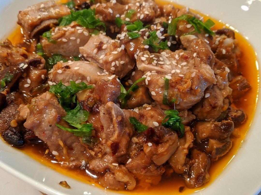 厨师长教你：“香菇豆豉蒸排骨”的家常做法，味道很赞