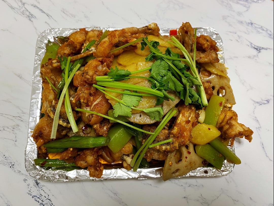 干锅牛蛙