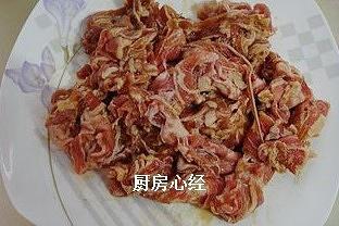 葱烙羊肉片的做法 步骤3