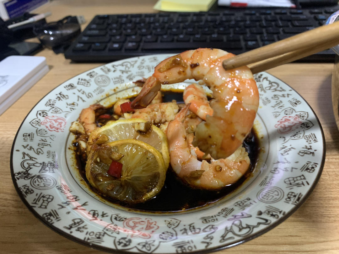 鲜嫩爽口❗️巨好吃的酸辣柠檬虾❗️一看就会超过瘾