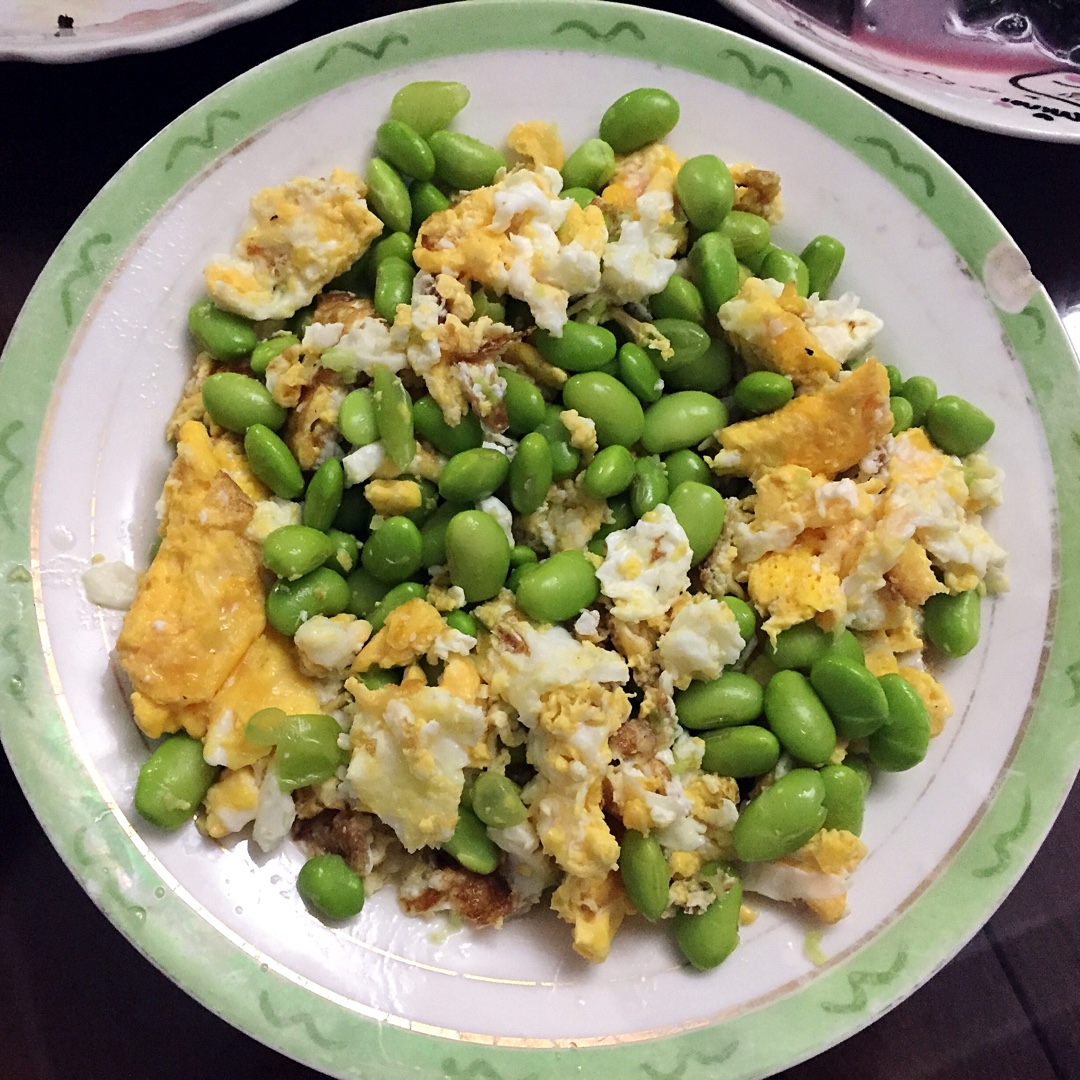 毛豆炒鸡蛋