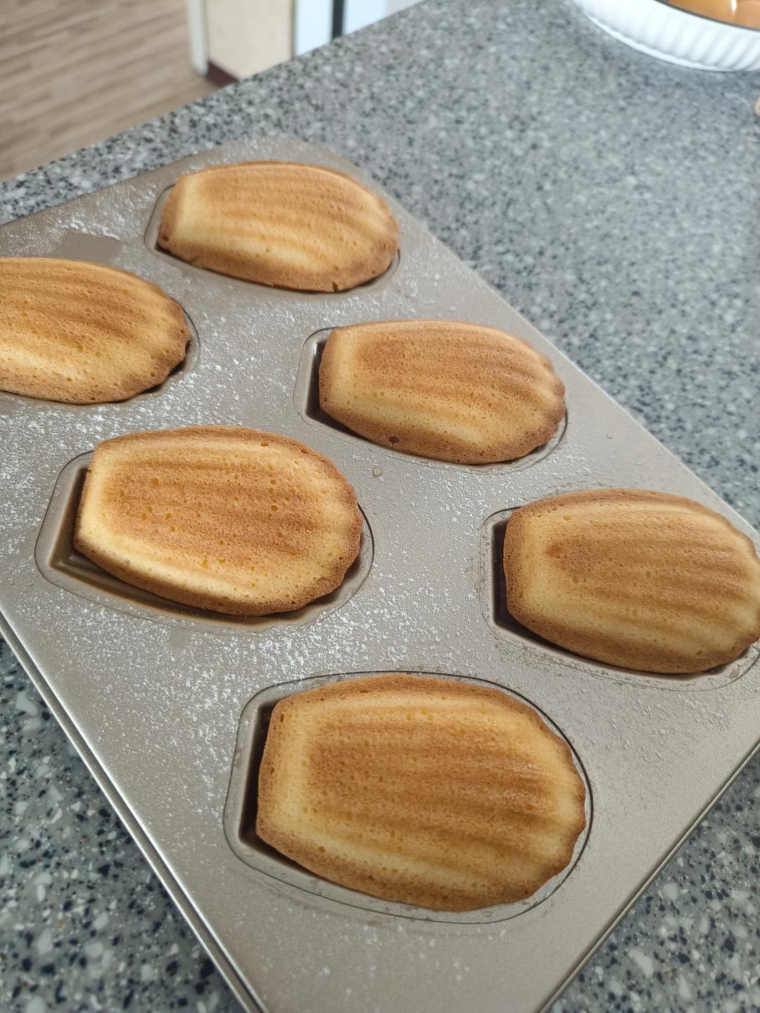 经典原味玛德琳蛋糕