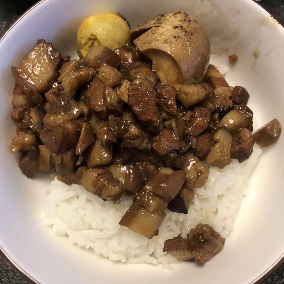 台式卤肉饭