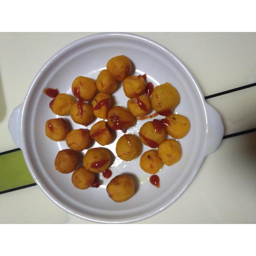 妈妈教炸的红薯丸子