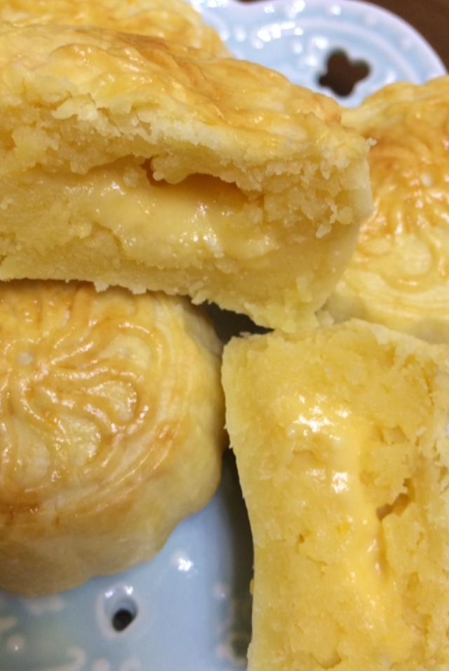 超详细图解版--流心奶黄月饼
