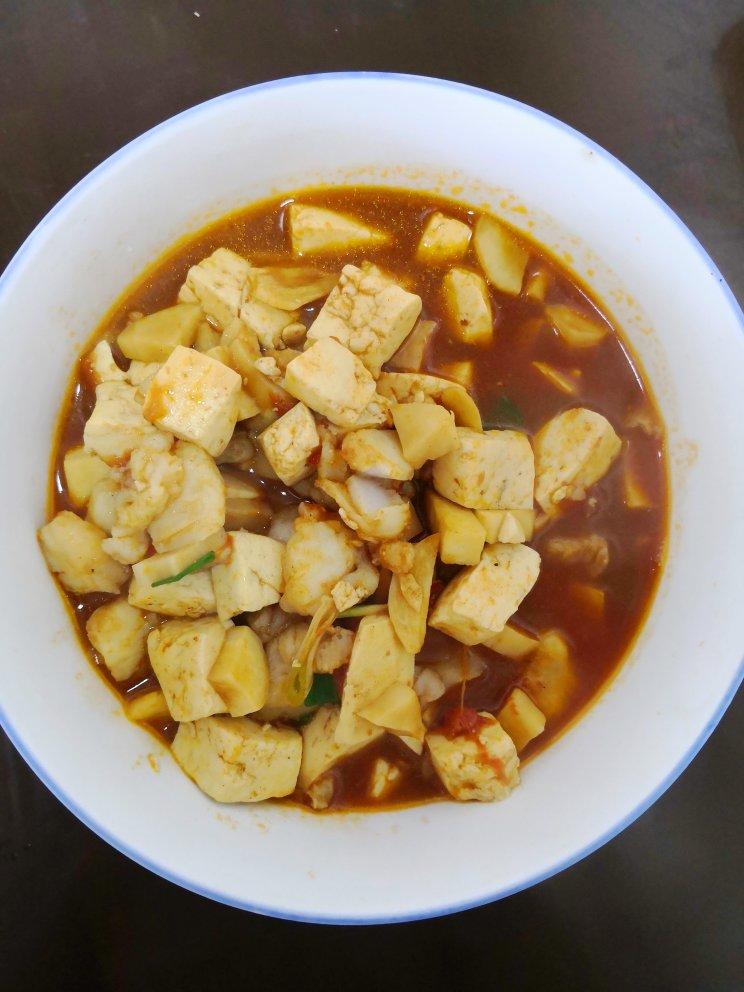 龙利鱼豆腐煲