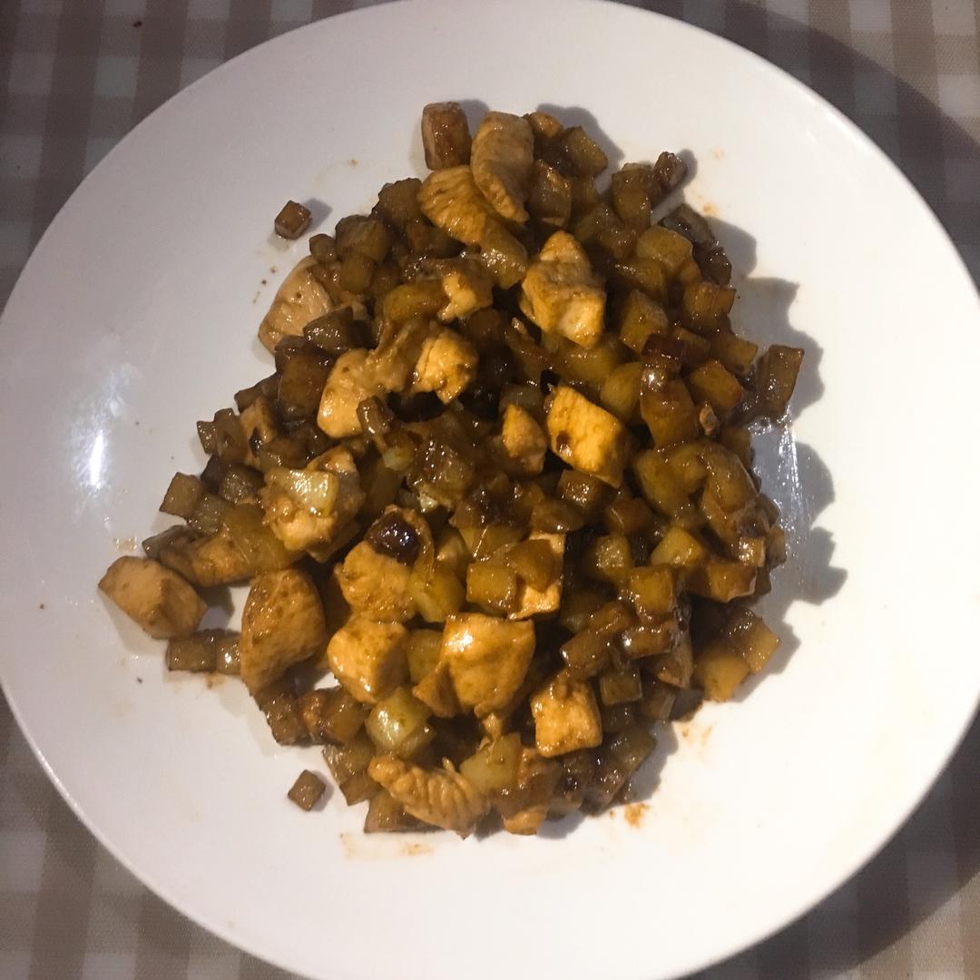一道怎么做都好吃的干煎土豆鸡丁（红烧，咖喱，椒盐，孜然）