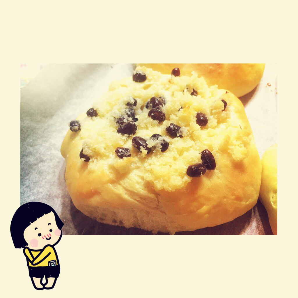 椰蓉蜜豆泡浆面包